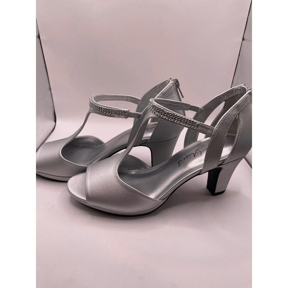 Easy Street Alive 5 Flash Silver Satin Rhinestone T-Strap Peep Toe Heels 9 M